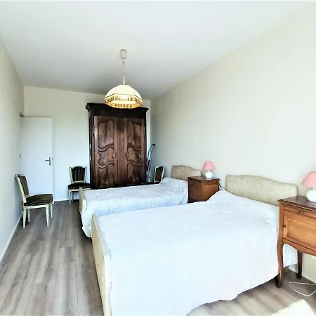 T2 Lumineux En Centre-ville Avec Balcon Et Animaux Admis - Fr-1-555-48 *